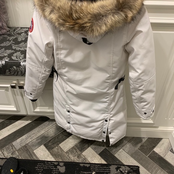 Authentic Canada Goose coat - Picture 3 of 4